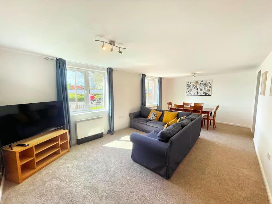 Spacious 3-Bedroom Ground Floor Apartment